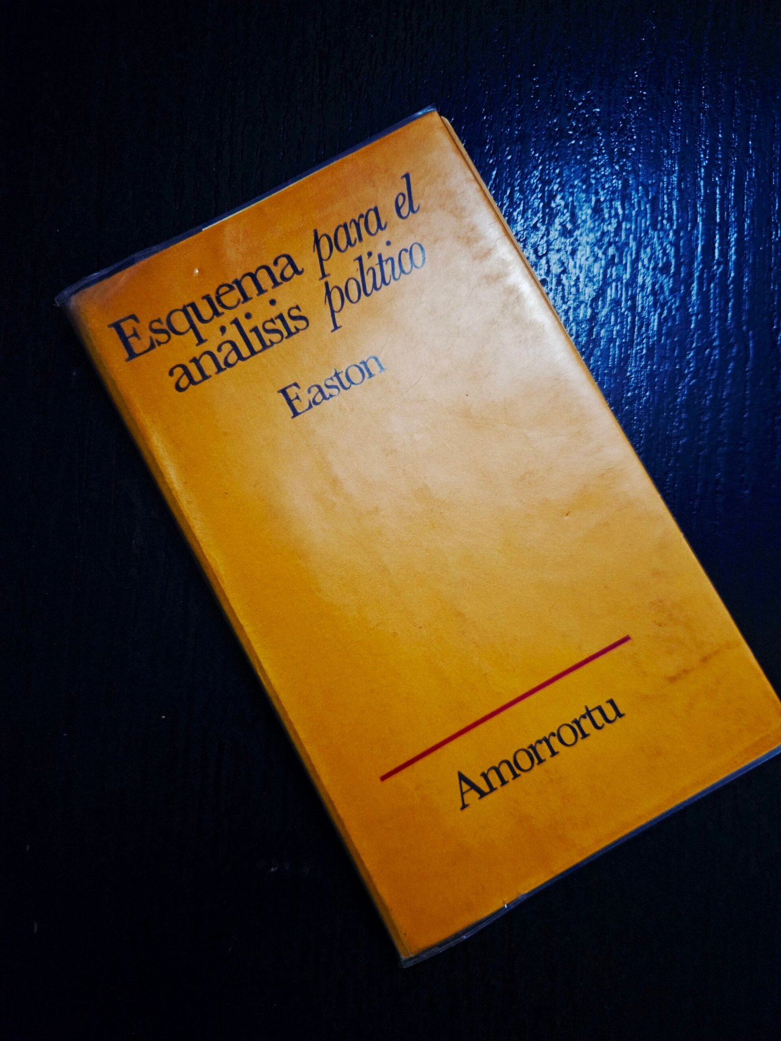 Esquema para el Análisis Político, Easton