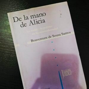 Libro en Español: De la Mano de Alicia